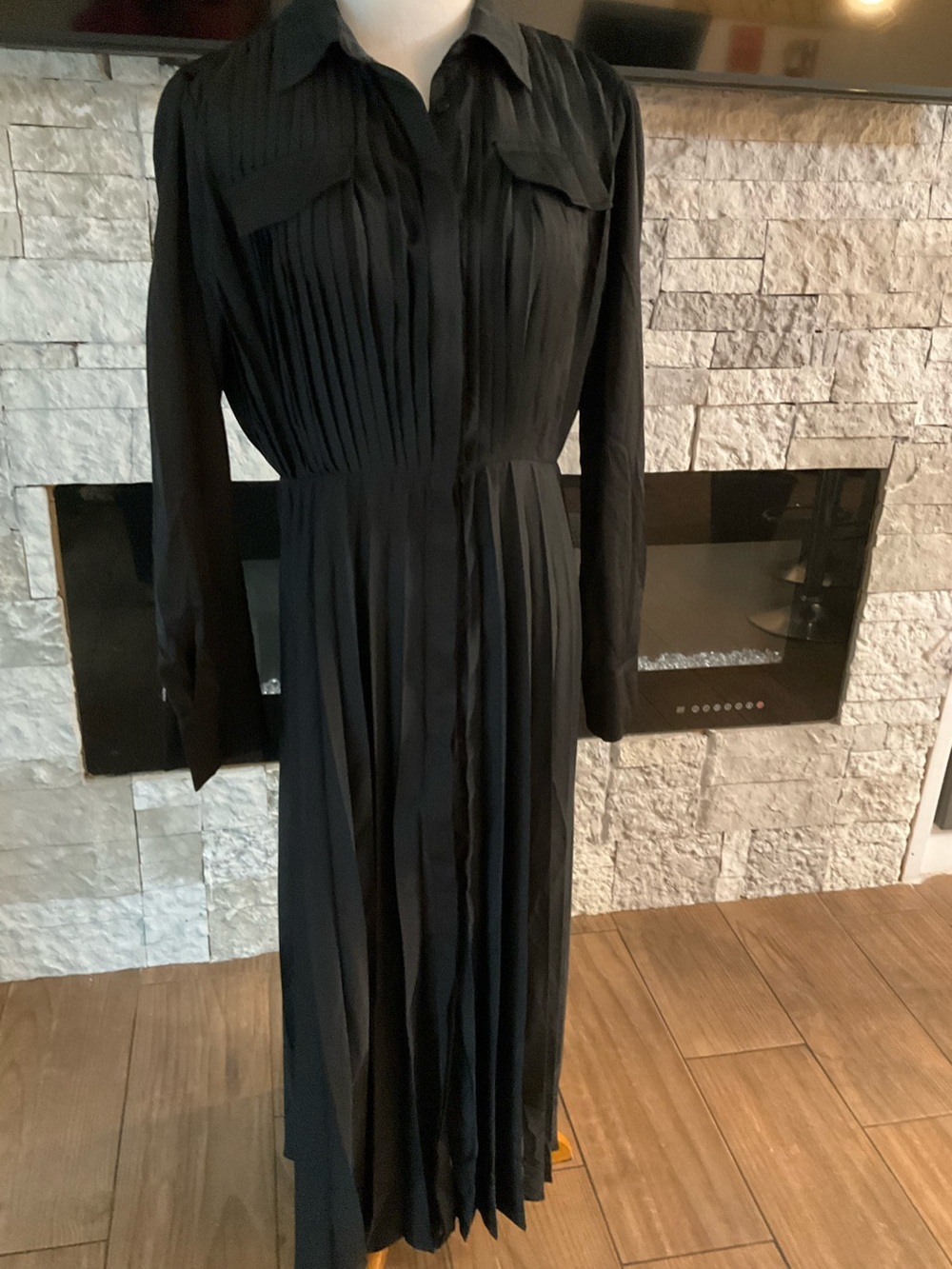 Commense Black Pleated Long-Sleeve Shirt Maxi Dress size S